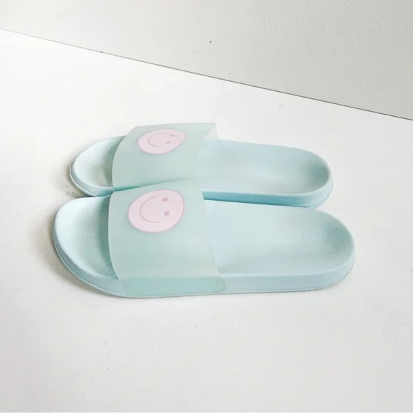 Smiley Slides - Picture 4 of 4